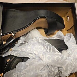 NIB Black Wedge Sandals